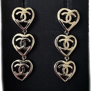 Chanel CC Heart CoCo in Love Drop Earrings